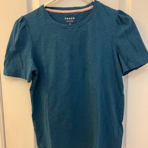 Boden small tshirt